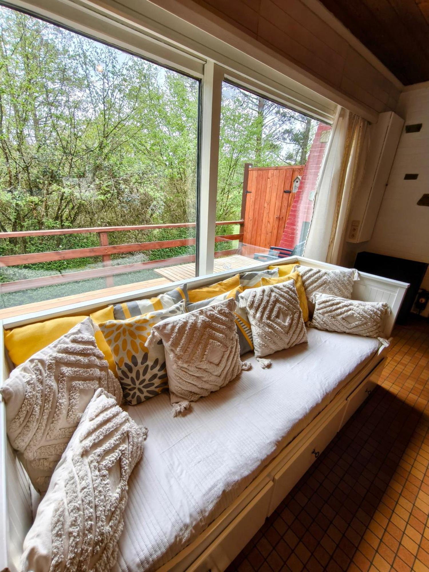Au Bois Charmant Waulsort 部屋 写真